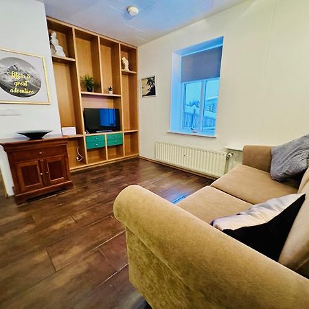 Akureyri Central Apartment Luaran gambar